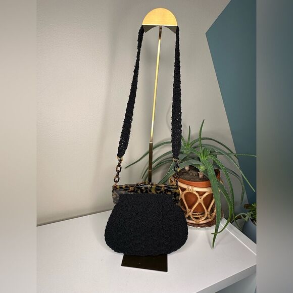 Marilyn Pivnick Handbags - Vintage Marilyn Pivnick Black Knit Handbag Tortoise Lucite Frame & Coin Purse